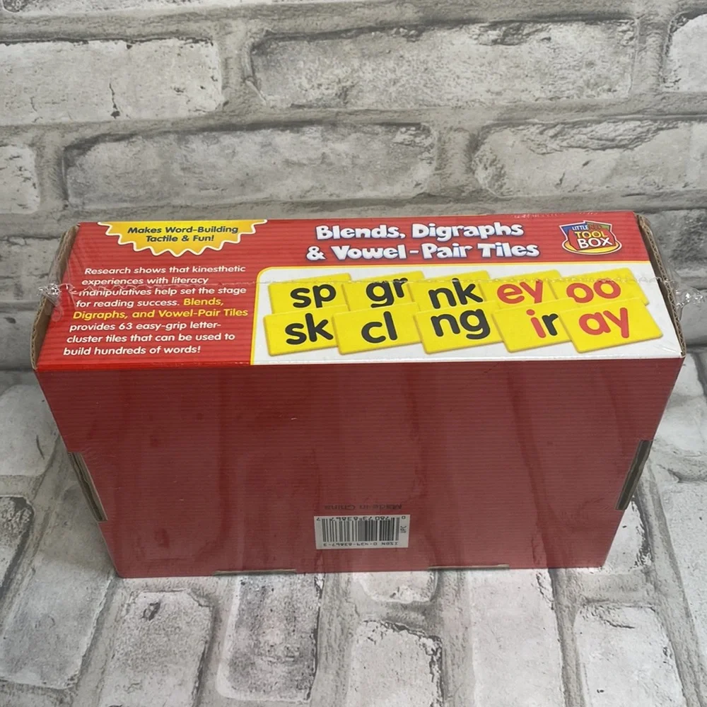 Little Red Tool Box - blends, digraphs and vowel pair tiles - Picture 2 of 2